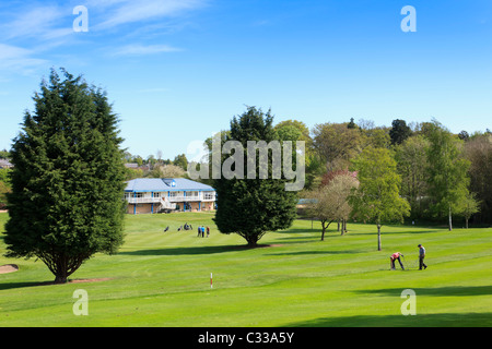 L'Hirsel, Coldstream, Scottish Borders - le terrain de golf avec club house au printemps Banque D'Images