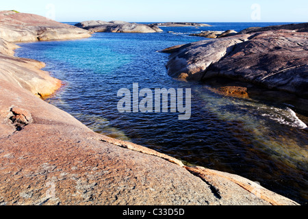 Pierre de granit littoral entre Elephant Rocks et les Verts piscine près de Danemark, William Bay National Park, le sud-ouest de l'Australie Banque D'Images