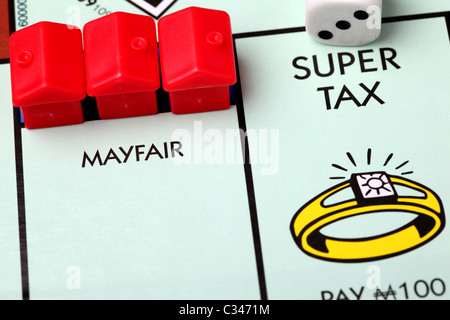 Mayfair et Super Taxe sur le monopole d'administration Banque D'Images