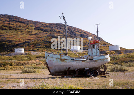 Bateau en bois à Narsarsuaq, Sud du Groenland Banque D'Images