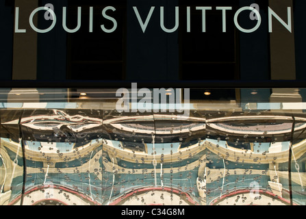 Louis Vuitton shopfront in Las Vegas, Nevada, USA Stock Photo - Alamy