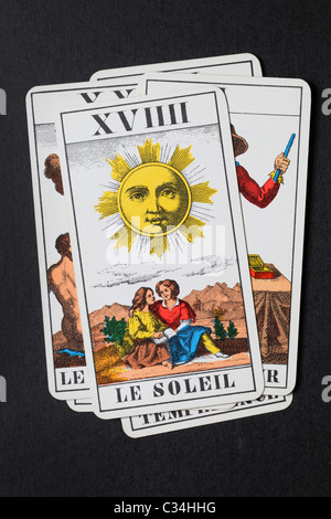 Les cartes de tarot, la carte soleil. Banque D'Images