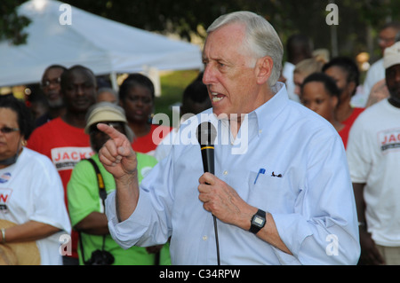 Steny Hoyer parler à d'autres démocrates européens à un rassemblement démocratique dans la région de Largo, dans le Maryland Banque D'Images