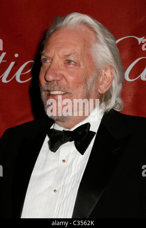 Donald Sutherland assiste au 2009 Palm Springs International Film Festival Awards Gala tenu au Centre des Congrès de Palm Banque D'Images