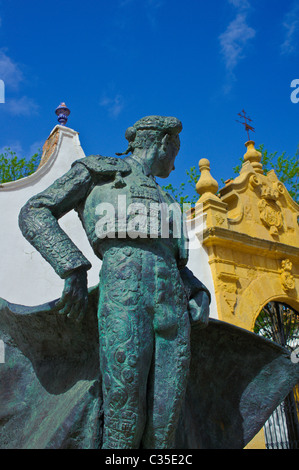 Cayetano Rodonez statue rhonda plaza de toros Banque D'Images