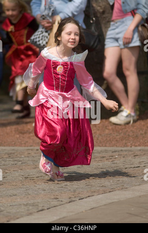 Célébrations de mariage royal en place du château dans le centre de Swansea pour le mariage du Prince William et Kate Middleton. Modifier Banque D'Images