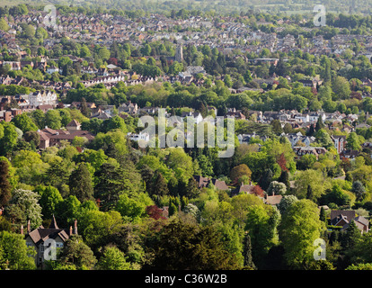 Reigate vu depuis le North Downs. Banque D'Images