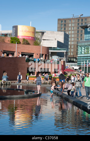 Liverpool One - shopping, complexe résidentiel et de loisirs. Liverpool. L'Angleterre. Banque D'Images