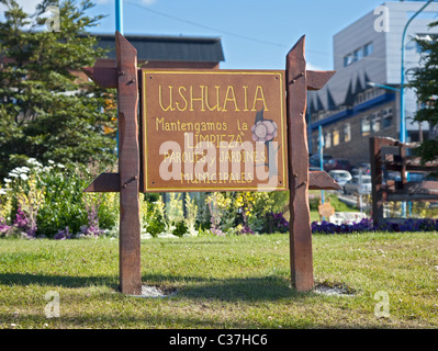 Inscrivez-vous à Ushuaia marquant le parc municipal et les jardins, Tierra del Fuego, Argentina Banque D'Images