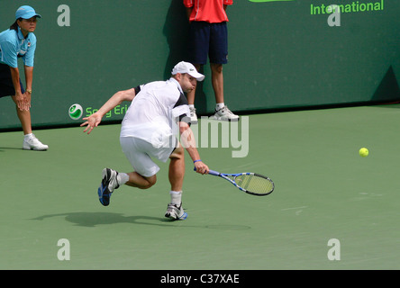 Andy Roddick Dmitry Tursunov joue contre pendant 7 jours après le Sony Ericsson Open, à le Crandon Park Tennis Center Key Banque D'Images