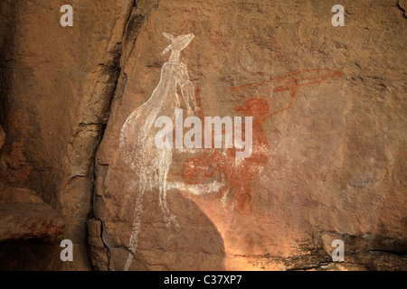 Art rupestre aborigène sur Nourlangie Rock - Parc National de Kakadu près de Darwin, Territoire du Nord, Australie Banque D'Images