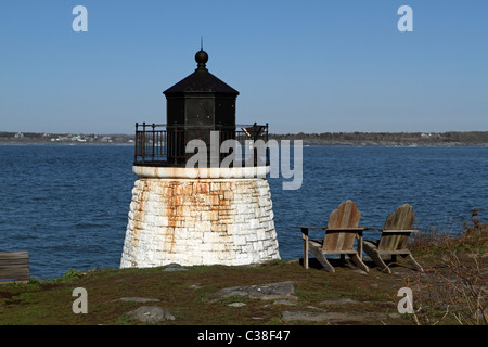 Castle Hill Phare sur une journée claire, Newport, Rhode Island, USA. Banque D'Images