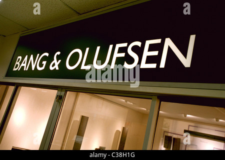 De l'extérieur d'un magasin Bang & Olufsen. Banque D'Images