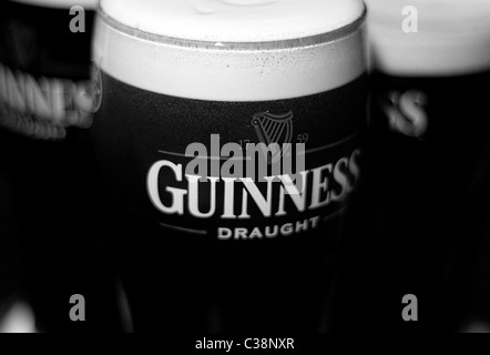 Image d'illustration de Guinness pintes Banque D'Images