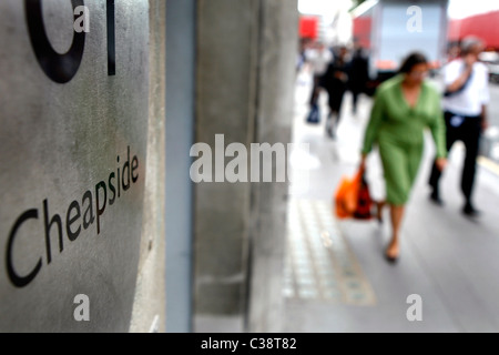 Cheapside Signer dans la ville de Londres Banque D'Images