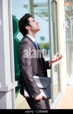 Portrait of man in suit Banque D'Images