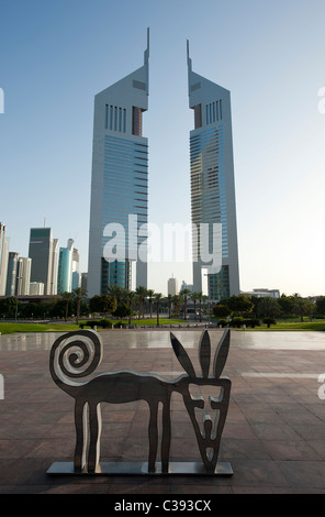 Emirates Towers de DIFC, DUBAÏ, ÉMIRATS ARABES UNIS Banque D'Images