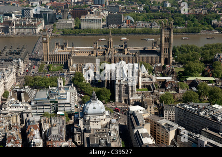 Les chambres du Parlement à Londres comme vu de l'air. Banque D'Images