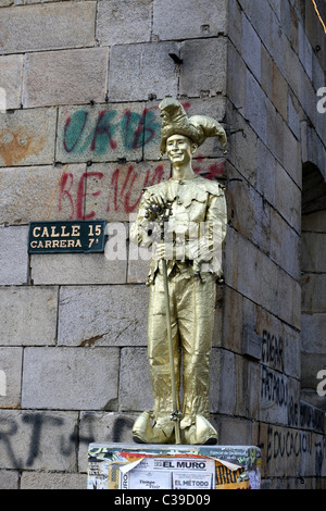 Artiste de rue à l'extérieur de l'Eglise de San Francisco. Bogota, Bogota, Colombie, du District de la capitale de l'Amérique du Sud Banque D'Images