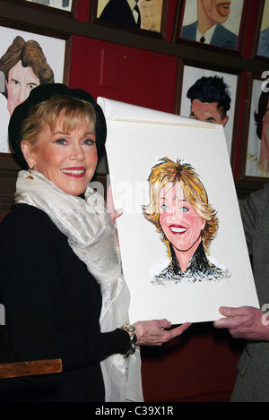 Jane Fonda dévoilement du Mur de la renommée de Jane Fonda à caricaturer Sardi's restaurant Broadway New York City, USA - 12.05.09 Banque D'Images