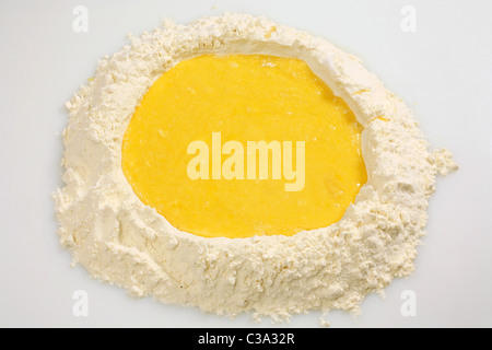 Tortelli dolci ripieni, carnaval traditionnel doux, l'étape 04, l'Italie, l'Europe Banque D'Images