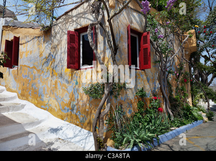 Quartier d'Athènes Plaka - petite maison. Le quartier d'Anafiotika, construit par des colons de l'île égéenne de Anafi dans Banque D'Images