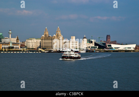 La traversée en ferry Iris Royal de Liverpool à Seacombe, Wallasey. Banque D'Images