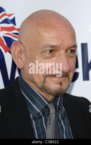 SIR BEN KINGSLEY CHAMPAGNE LANCEMENT DU BRITWEEK LOS ANGELES CALIFORNIA USA 26 avril 2011 Banque D'Images