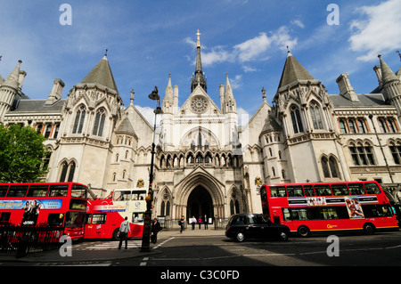 La Royal Courts of Justice, Fleet Street, London, England, UK Banque D'Images