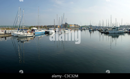 Bateaux amarrés au port de plaisance Maritime Chatham. Photo par Gordon 1928 Banque D'Images