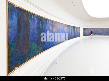 Les Lilées d'eau de Claude Monet à l'Orangerie, jardin des Tuileries, Paris Banque D'Images