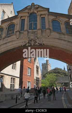 Pont de Hertford, populairement connu comme le Pont des Soupirs, New College Lane, Oxford, England, UK Banque D'Images