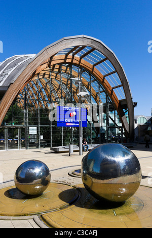 Les Jardins d'hiver au cours de la World Snooker Championship 2011, le centre-ville de Sheffield, South Yorkshire, UK Banque D'Images