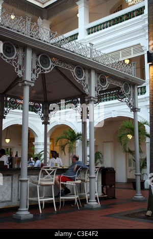 Terrasse du Bar au Raffles Hotel, Singapore Banque D'Images