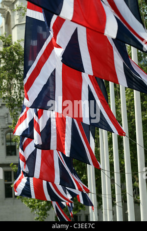 L'Union Jack britannique, le drapeau est suspendu à l'extérieur le parlement square à Londres, en Angleterre. Banque D'Images