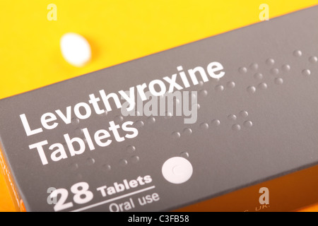 Les comprimés de lévothyroxine paquet médicaments Banque D'Images