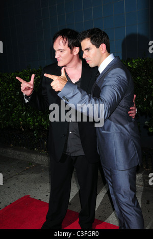 Eli Roth et Quentin Tarantino le Cinema Society & Hugo Boss 'Inglourious Basterds' au théâtre SVA New York, Banque D'Images