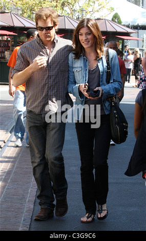 Dexter' star Michael C. Hall et son épouse et co-star Jennifer Carpenter passer l'après-midi shopping Los Angeles, Californie - Banque D'Images