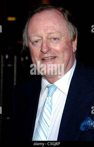 Andrew Parker Bowles l'ouverture du nouveau restaurant et bar à huîtres verts à Mayfair. Londres, Angleterre - 01.09.09 Vince Banque D'Images