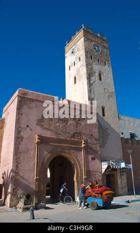 La vieille ville porte à Medina Essaouira Maroc central en Afrique du Nord Banque D'Images