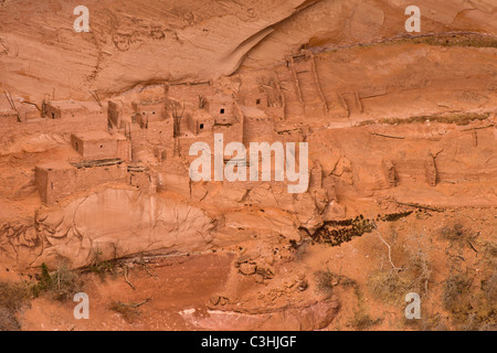 Betatakin Ruin, qui signifie "Maison construite sur une corniche" en navajo Navajo National Monument, Arizona, USA. Banque D'Images