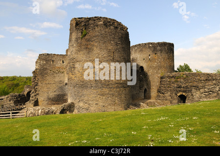 Cilgerran château du 13ème siècle donnant sur la Gorge de Teifi Pembrokeshire Wales Cymru Château UK GO Banque D'Images