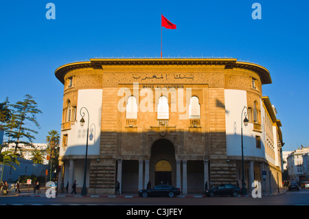 Bank Al-Maghrib le long de l'avenue Mohammed V, rue main Rabat la capitale du Maroc Sud Banque D'Images