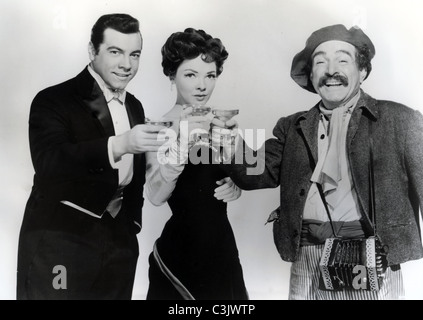 SERENADE 1956 Warner Bros film avec Mario Lanza à gauche, Joan Fontaine et Joseph Calleia Banque D'Images