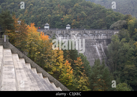 River Lac obersee urft dam wall mur de retenue Banque D'Images