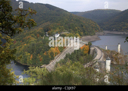 River Lac obersee urft dam wall mur de retenue Banque D'Images