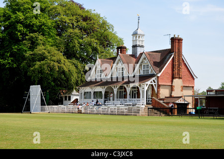 Le pavillon de cricket, les parcs universitaires, Oxford, Oxfordshire Banque D'Images