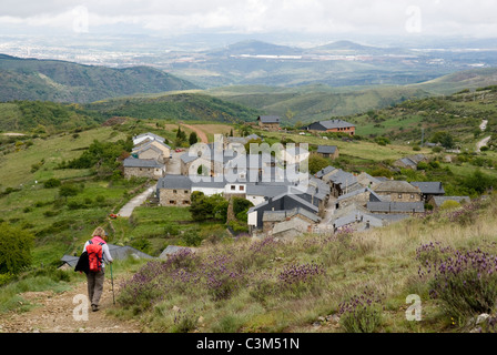 La Marche des pèlerins sur le Camino de Santiago, au nord de l'Espagne Banque D'Images