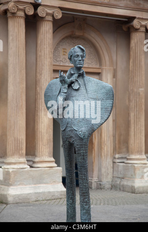 Statue commémorant WB Yeats, du centre-ville de Sligo, Comté de Sligo, Irlande. Banque D'Images