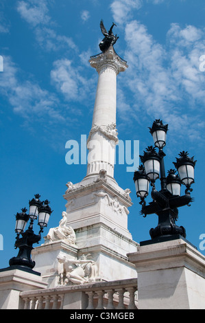 Monument aux Girondins dans la ville de Bordeaux, France Europe UE Banque D'Images